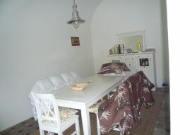 Apartment in the lower part of Airole