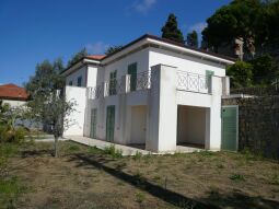 villa in bordighera with sea view