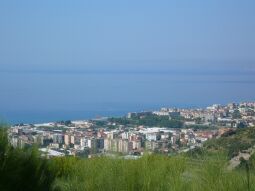 Villa with sea view in Vallecrosia